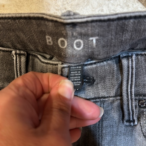 White House Black Market Gray High Rise Boot Crop Jeans 2 Sequin Trim - Picture 3 of 8